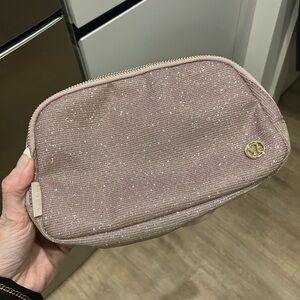 Lululemon Everywhere Belt Bag 1L Glitter NWT